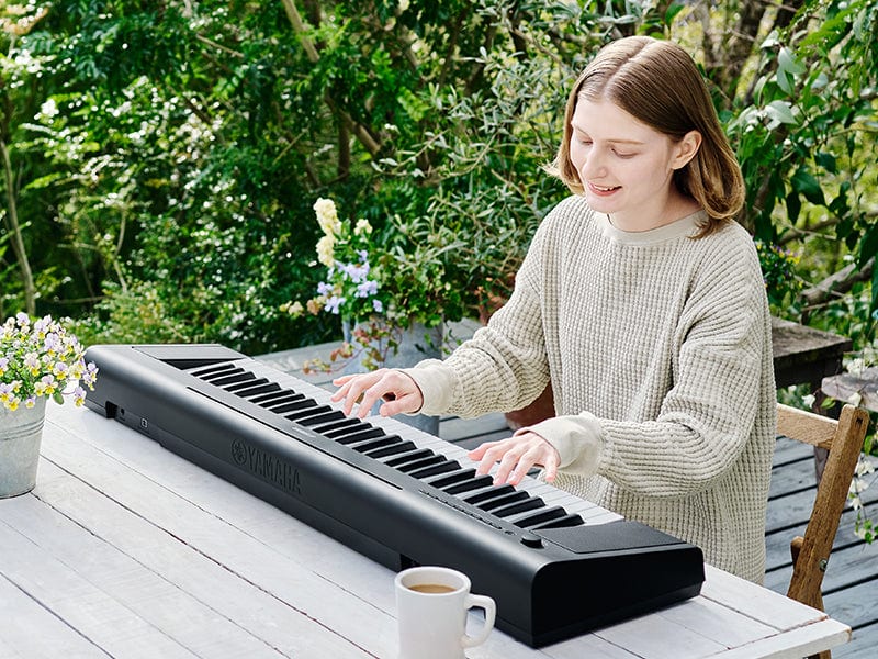 Yamaha Piaggero NP15 Smart Portable Piano; White - Image 5