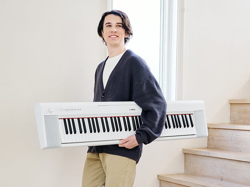 Yamaha Piaggero NP35 Smart Portable Piano; White - Image 2