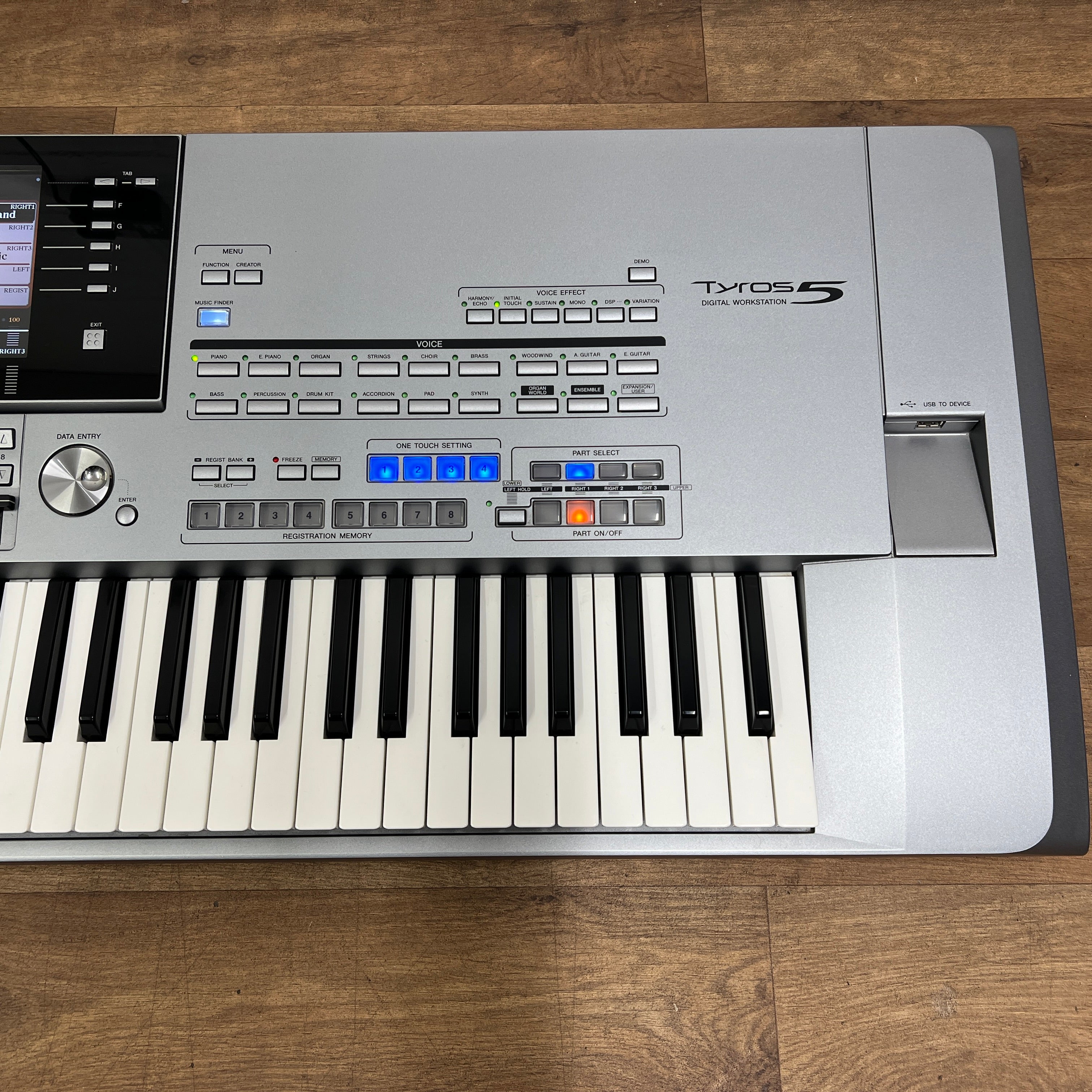 Yamaha Tyros 5 76 Keyboard With Speaker System; Serial No: BAVY01005 | Second Hand - Image 5