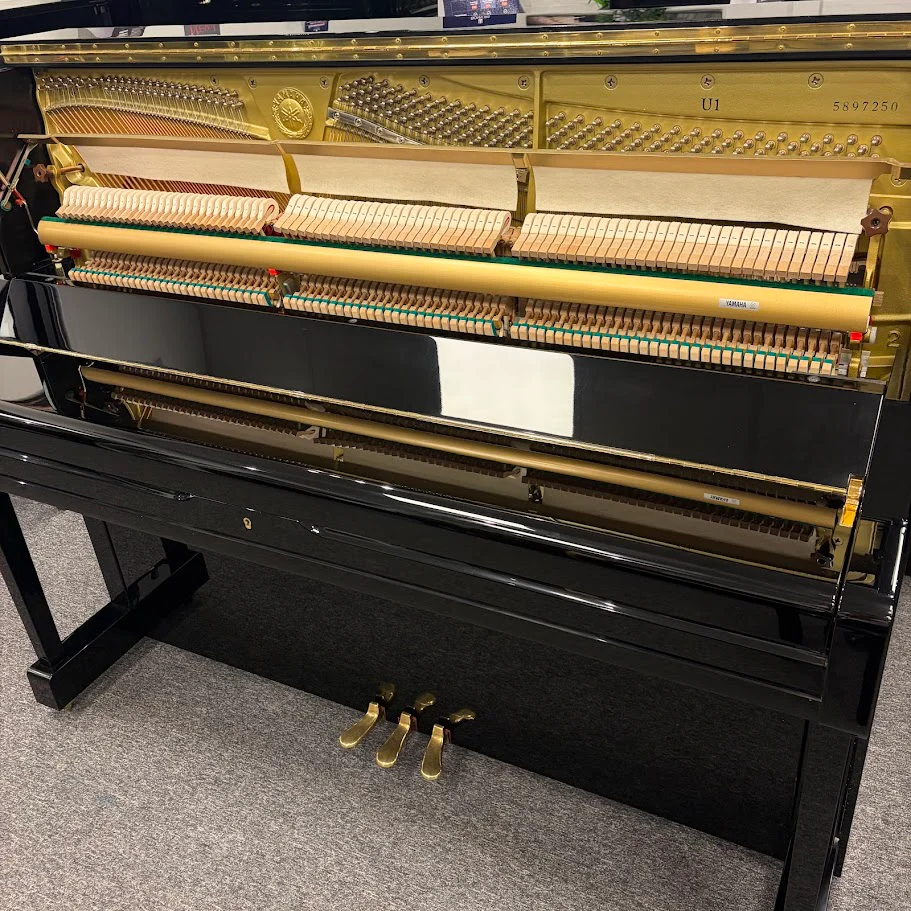 Yamaha U1 Upright Piano in Polished Ebony: Serial No: 5897250 | Second Hand - Image 2