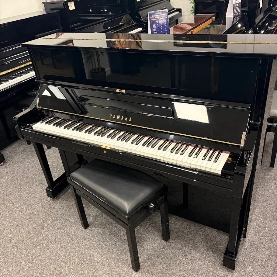 Yamaha U1 Upright Piano in Polished Ebony: Serial No: 5897250 | Second Hand - Image 3