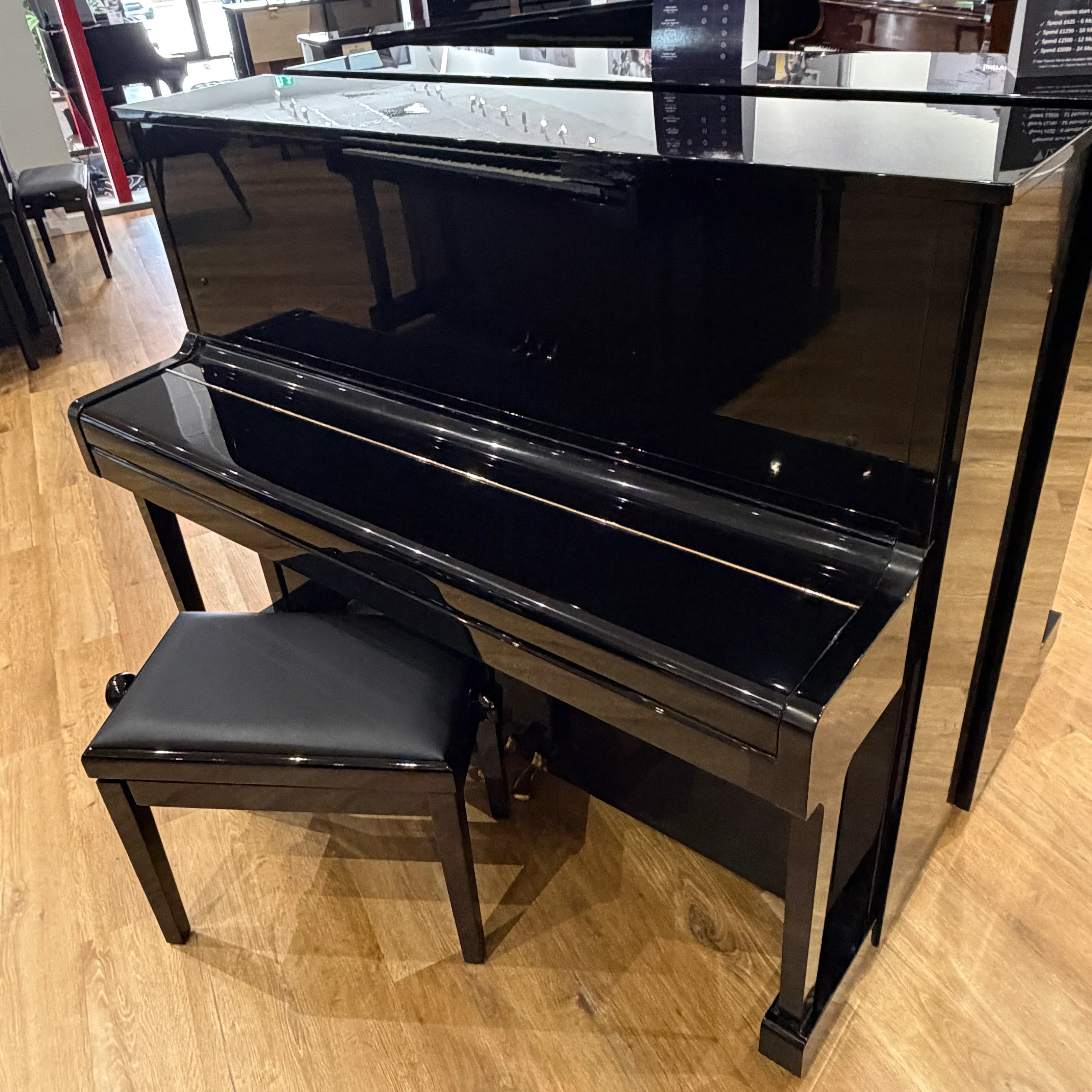 Yamaha U10 B1 Upright Piano in Polished Black: Serial No: 4391720 | Second Hand - Image 6