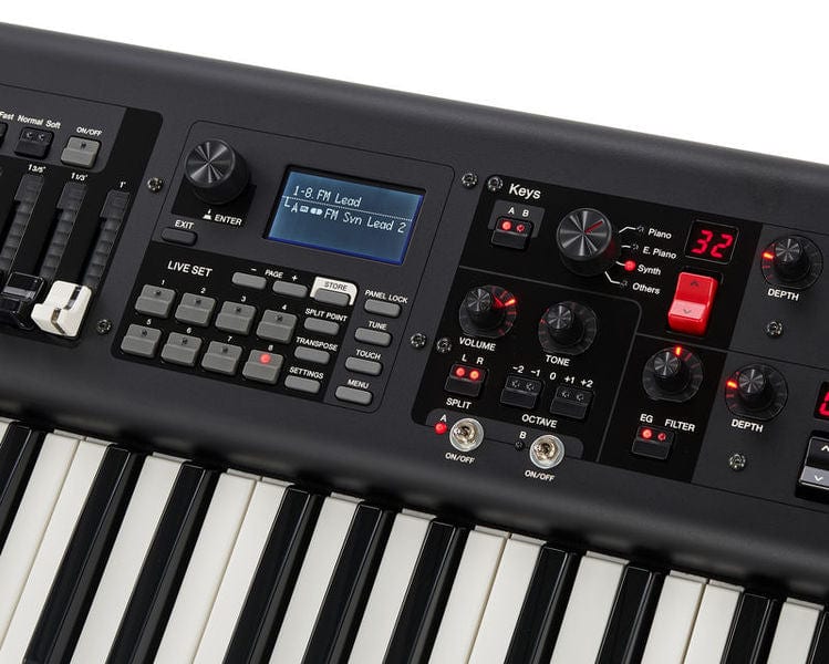Yamaha YC61 Drawbar Organ & Stage Keyboard - Image 4